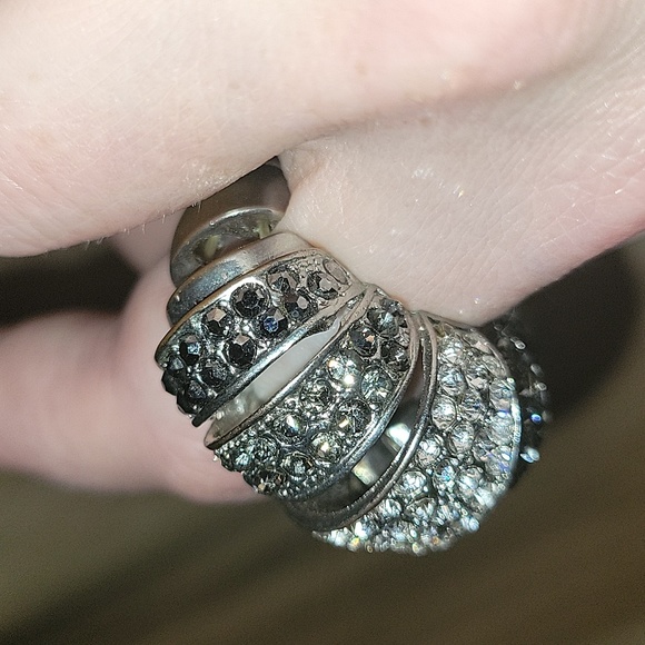 Grey & Silver Rhinestone Statement Ring - Picture 4 of 5